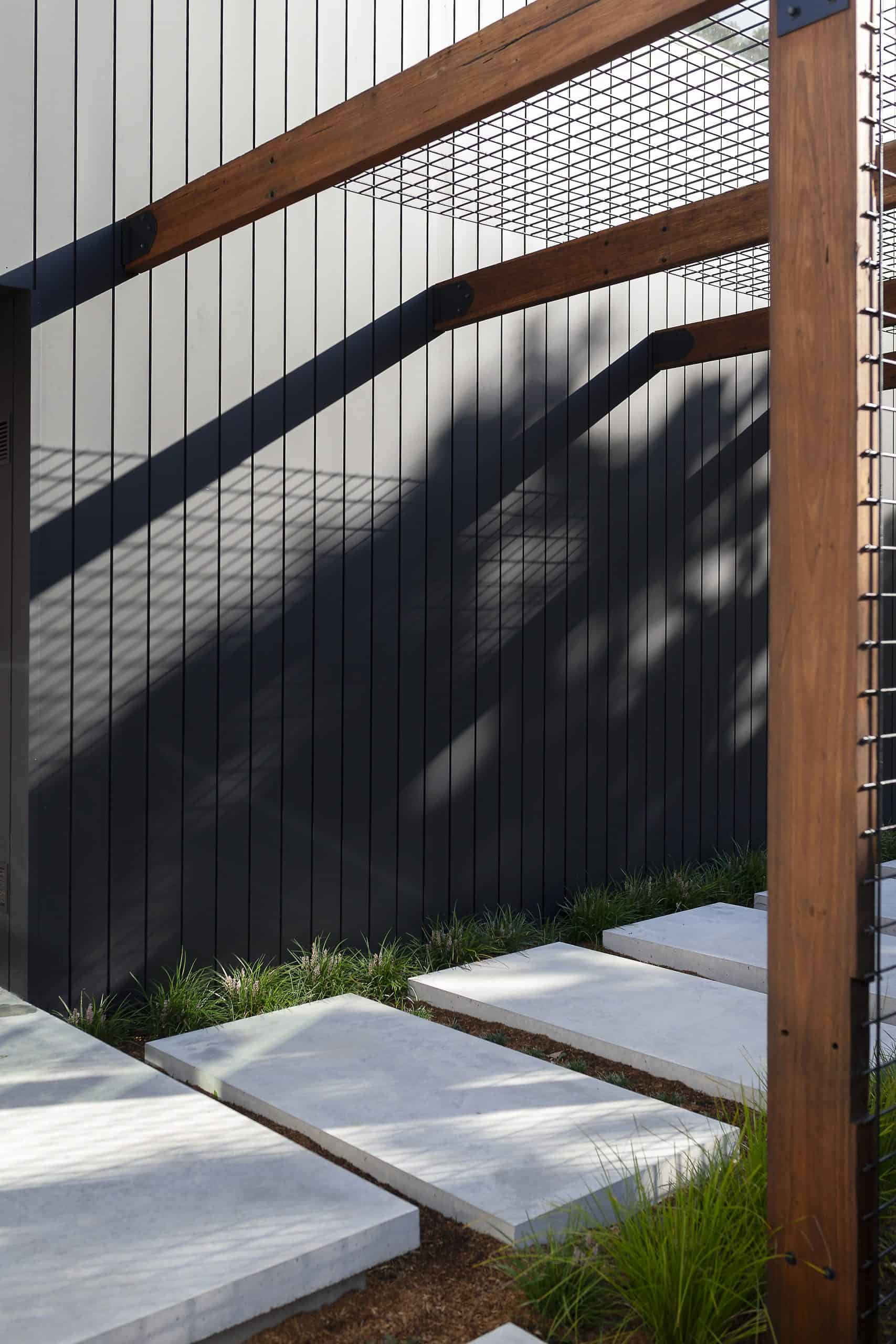 interloQ at 19 Waratah Street O’Connor — 7