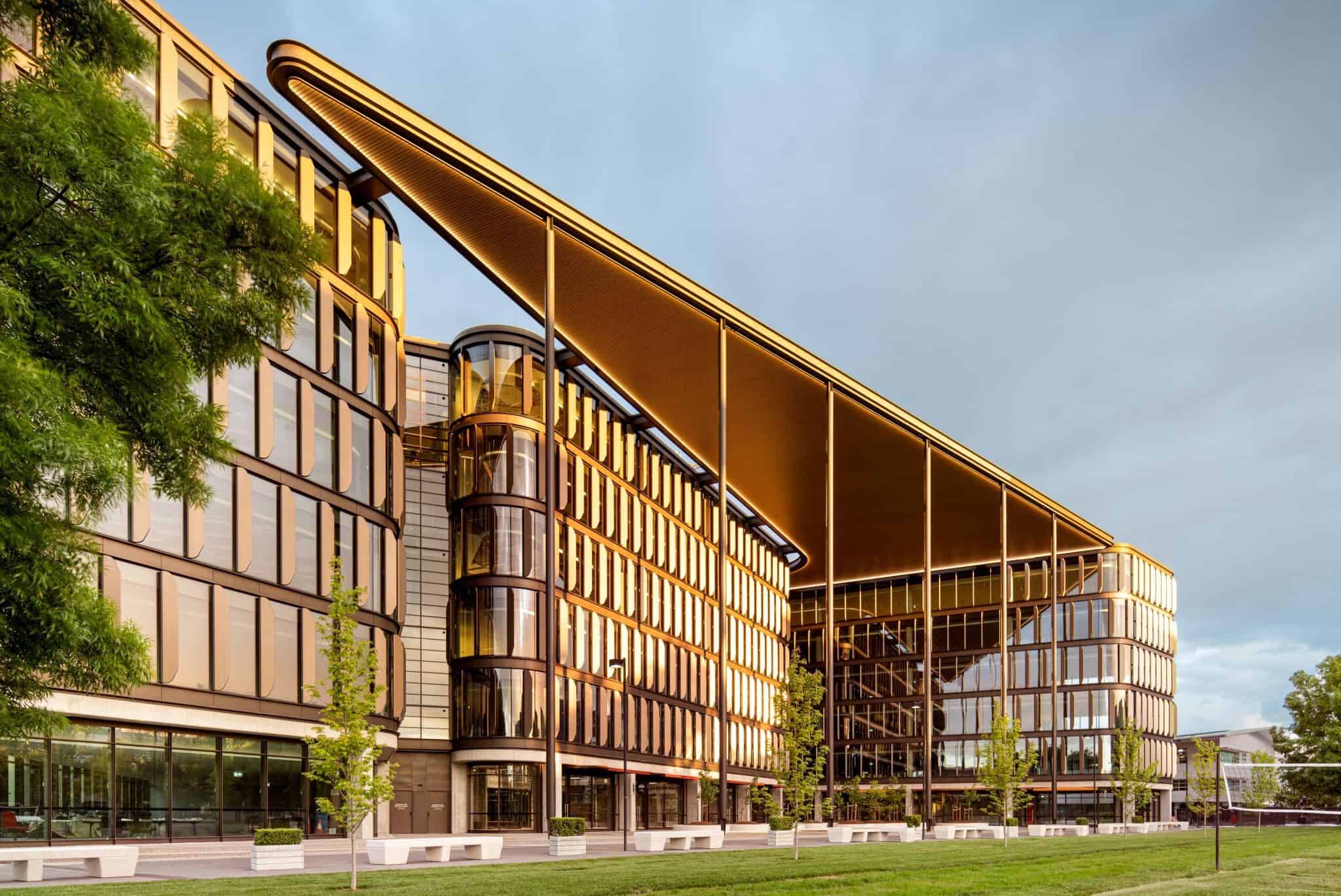 165CW at 6 Brindabella Circuit — 2