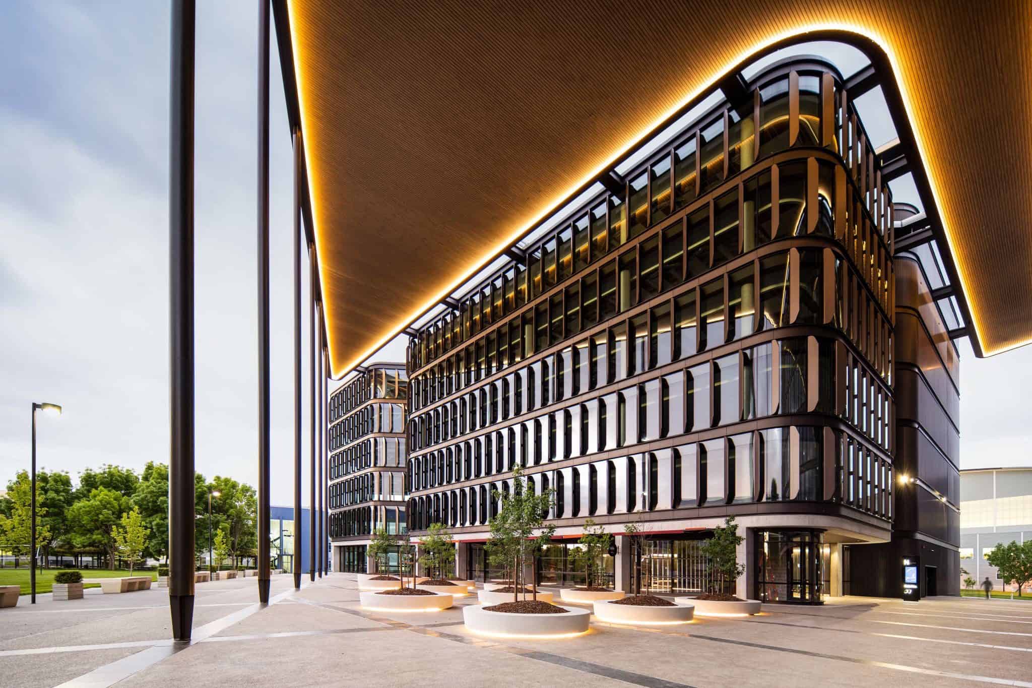 165CW at 6 Brindabella Circuit — 6