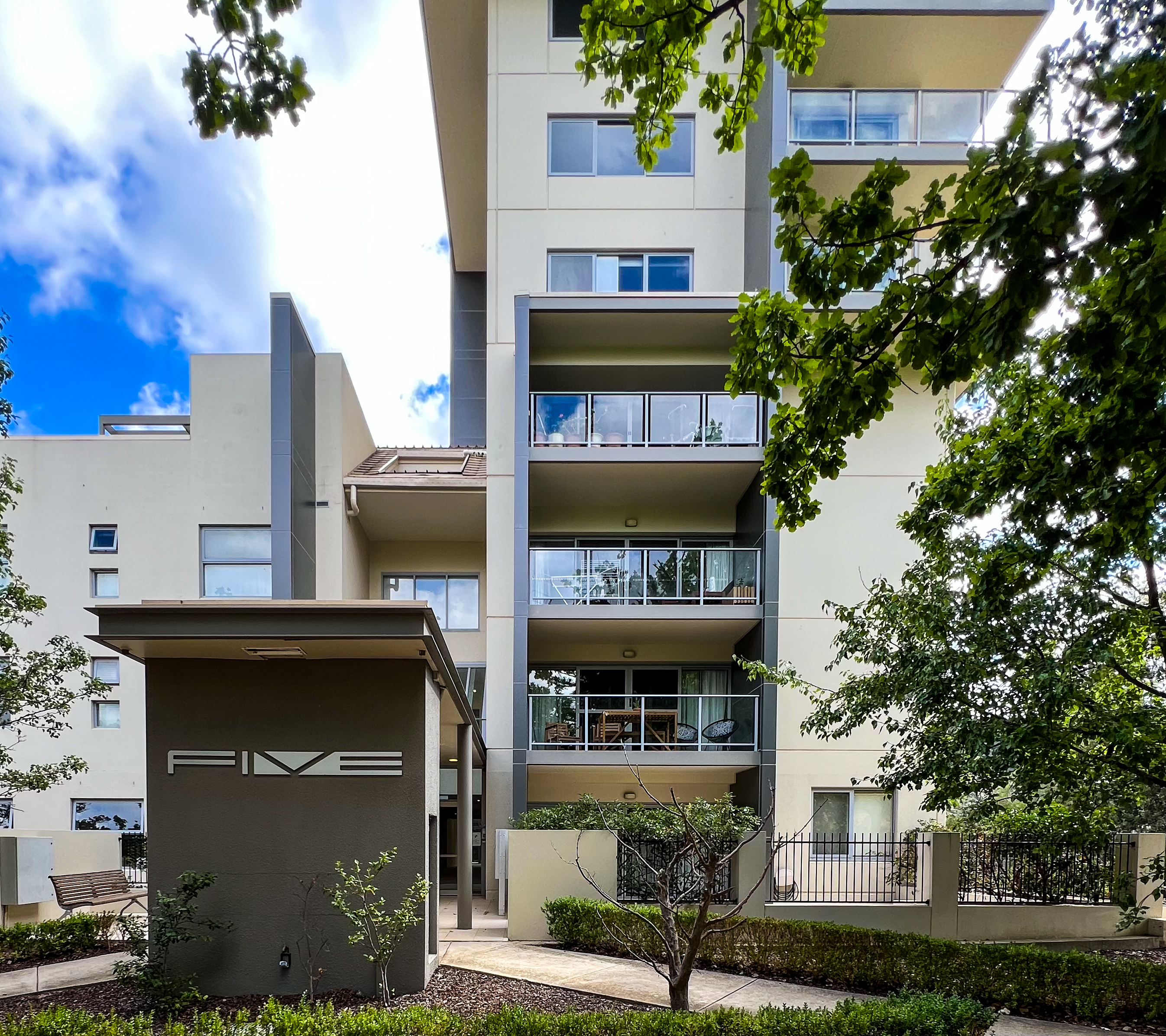 element13 at 5 Gould Street Reclad — 12