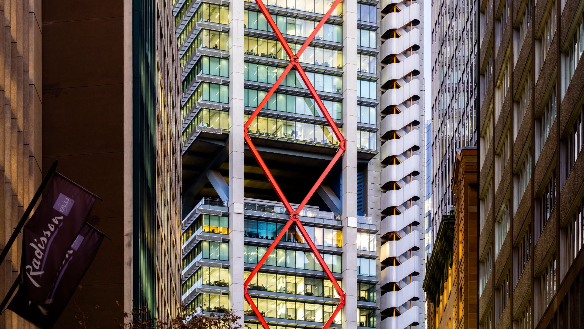 element13 at Chifley Square Reclad
