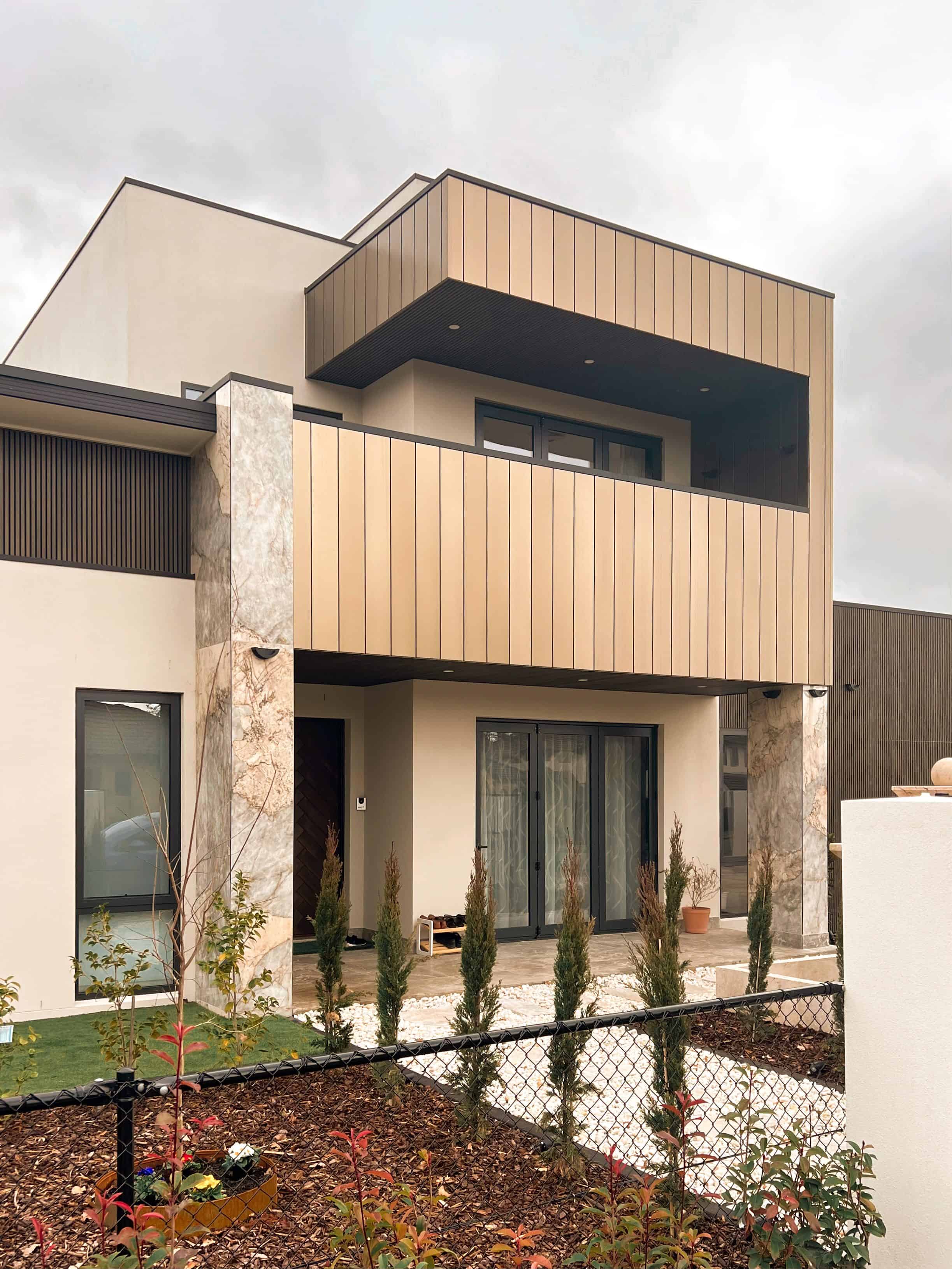 interloQ at 1 Nathan Street Deakin — 2