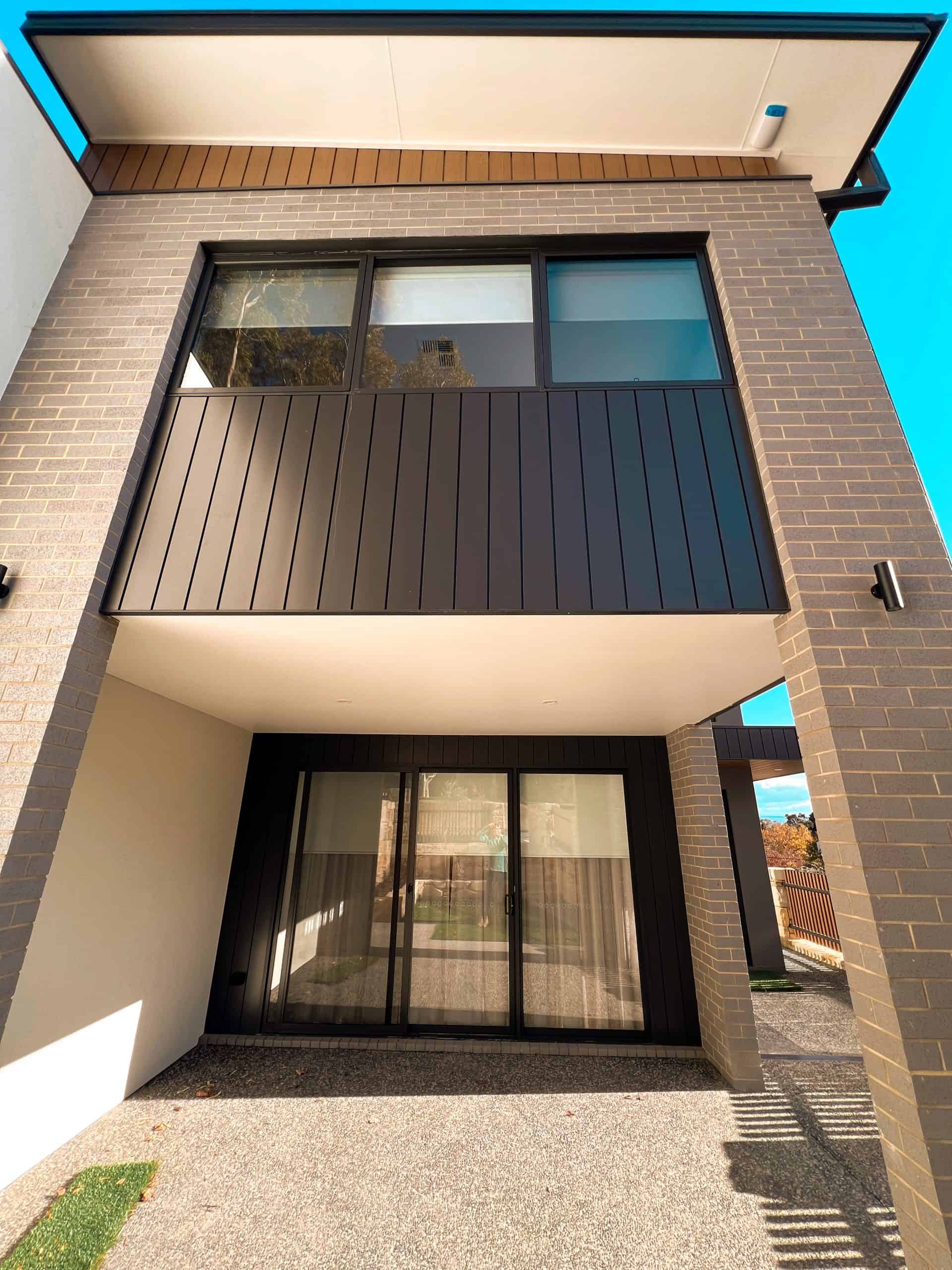 interloQ & conneQt at 14 Sabine Close Garran — 9