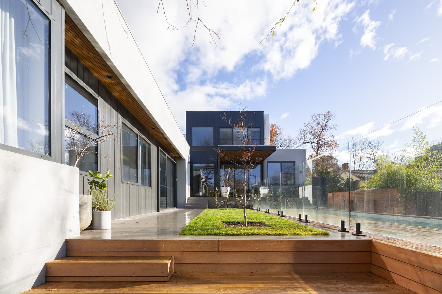 interloQ at 31 Scott Street Narrabundah — 3