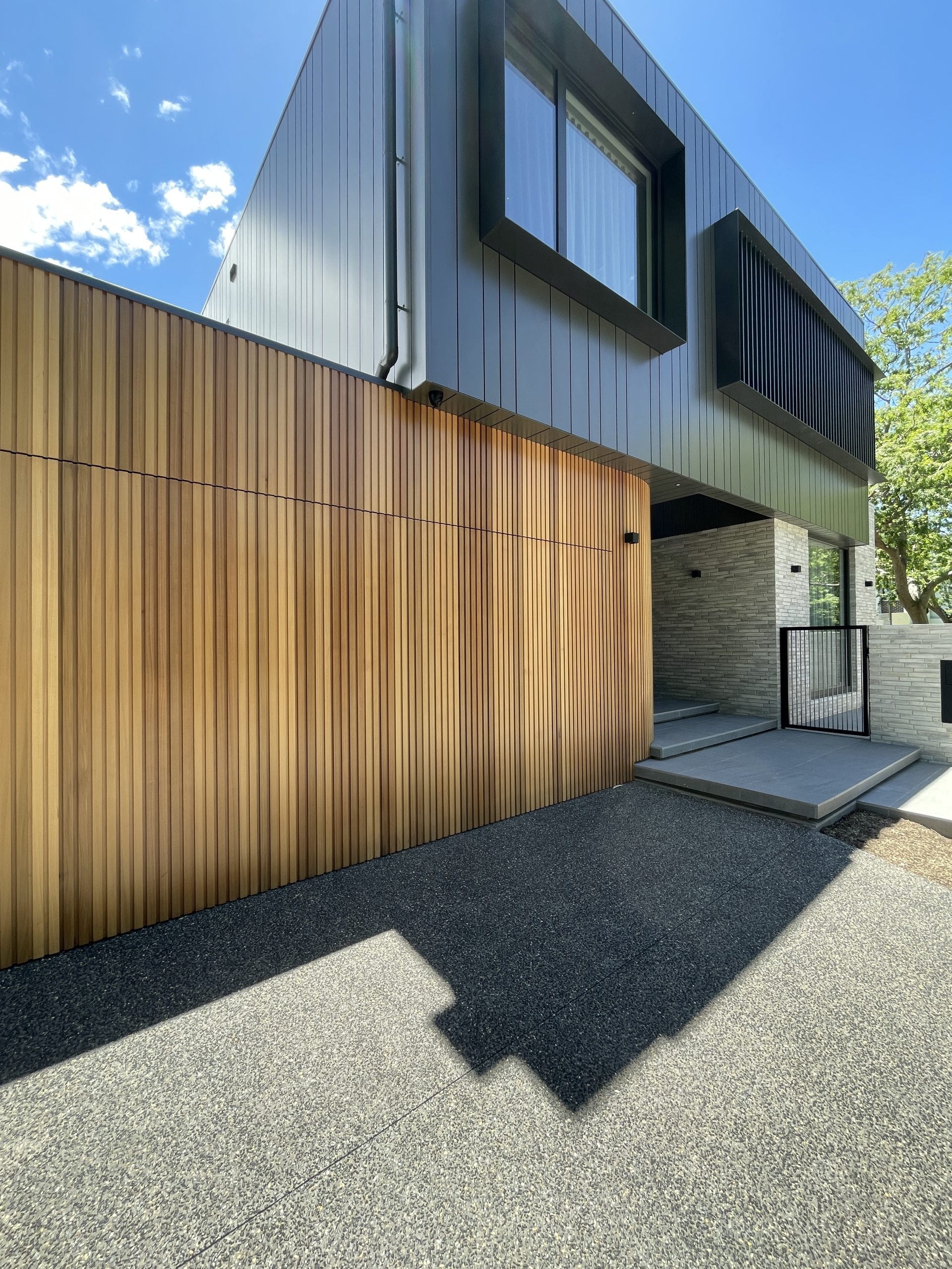 interloQ at 87 Schlich Street Yarralumla — 3