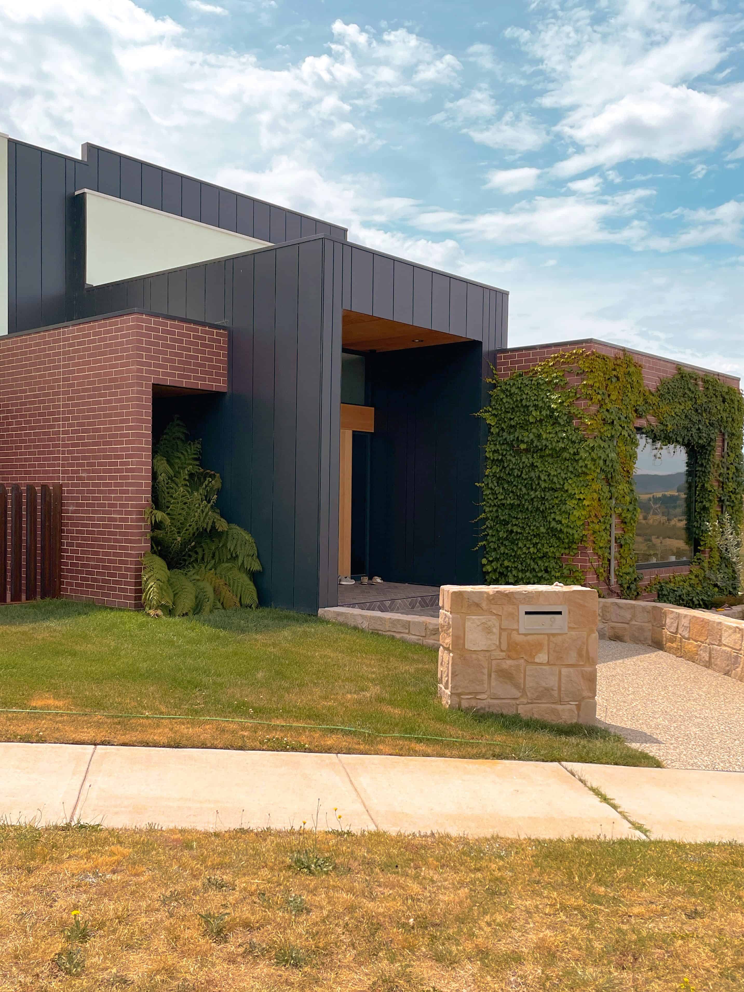 interloQ at 9 Ena Noel Street Coombs — 3