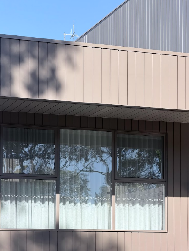 interloQ at 9 Glossop Crescent Campbell — 8