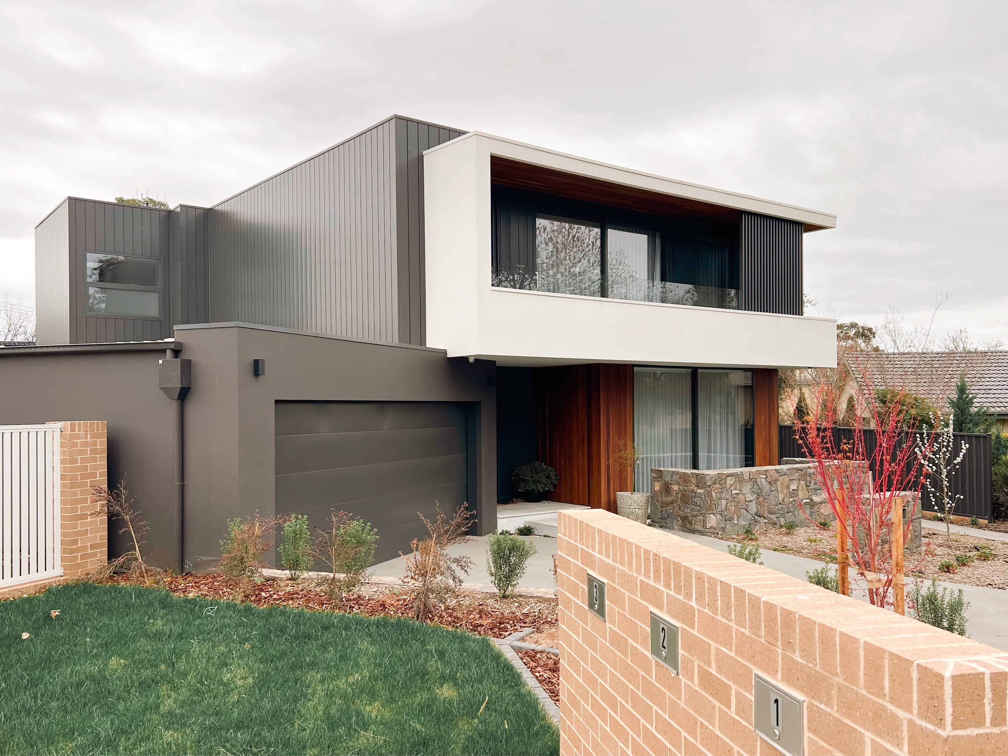 interloQ at 9 Shiels Place Curtin — 4