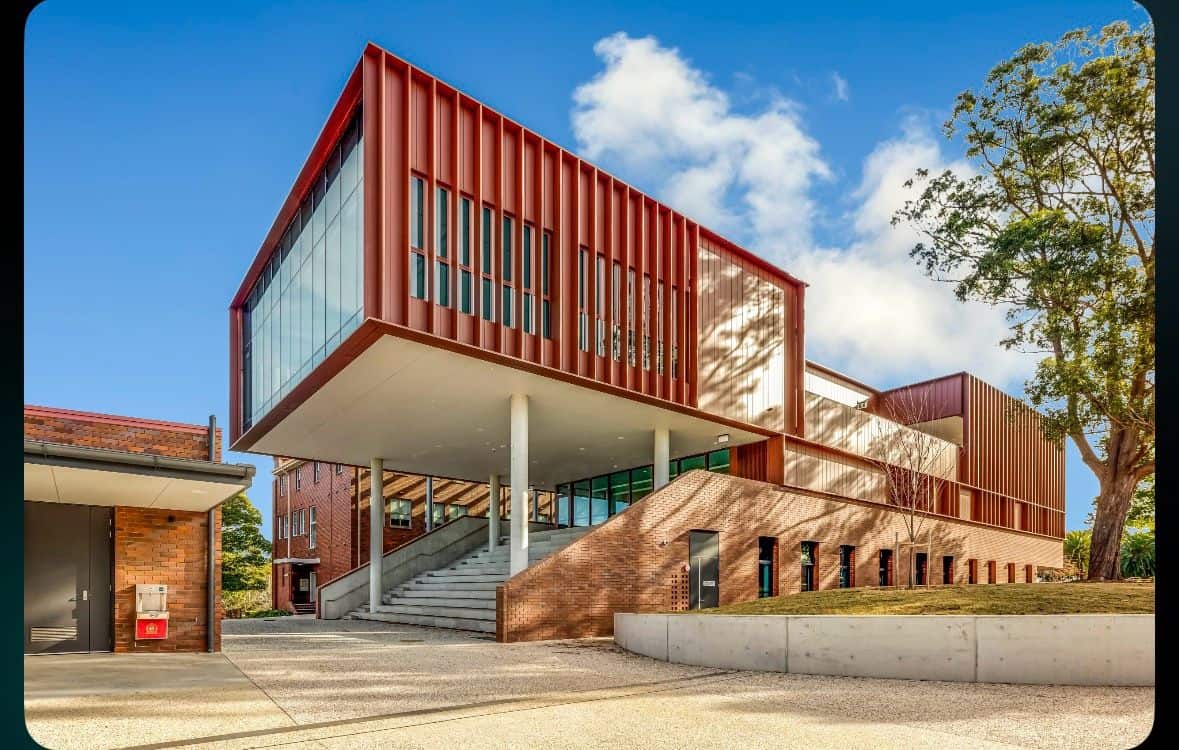 interloQ at Oakhill College Commons Building